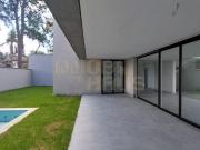 Casa em condomínio à venda no Jardim Cordeiro, SP 4... Casa em condomínio à venda no Jardim Cordeiro, SP 4...