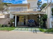 Casa em condomínio à venda no Jardim Santa Teresa em...