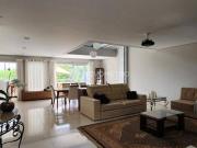 Casa em Condomínio à Venda no Parque das Quaresmeiras –...