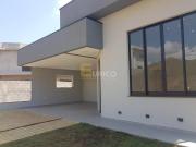 Casa em condomínio à venda no Residencial Jatobás em...