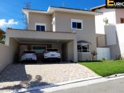 Casa à Venda no Condomínio Casa Grande III, em Louveira