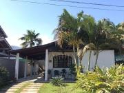 Casa em condomínio à venda ou locação em Ubatuba!