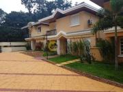 Casa em Condomínio Alto da Boa Vista com 4 Quartos à...