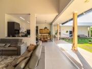 Casa Em Condomínio Alto Padrão com 3 quarto s para venda...