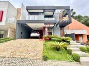 Casa em Condomínio Clube com Mais de 10.000m² de Lazer