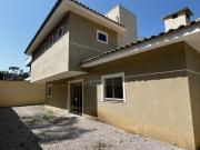 Casa em Condomínio | Colombo | NOVA | 3 quartos | 2 vagas