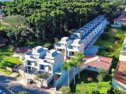 Casa em Condomínio com 179m², 4 quartos, 2 vagas de garagem