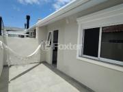 Casa em Condomínio com 2 dormitórios em Porto Alegre