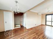 Casa em Condomínio com 2 dormitórios em Porto Alegre