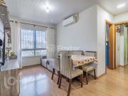 Casa em Condomínio com 2 dormitórios em Porto Alegre