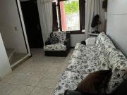 Casa em Condomínio, com 3 dormitórios e vaga, na Zona...