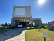 Casa em Condomínio com 3 dormitórios em Capão da Canoa