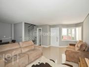 Casa em Condomínio com 3 dormitórios em Porto Alegre