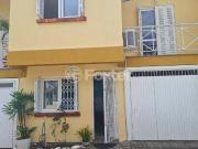 Casa em Condomínio com 3 dormitórios em Porto Alegre