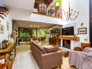 Casa em Condomínio com 3 dormitórios em Porto Alegre