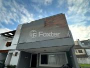 Casa em Condomínio com 3 dormitórios em Porto Alegre