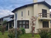 Casa em Condomínio com 3 dormitórios em Viamão