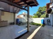 Casa em Condomínio com 3 quartos, 1 vaga e 117m² para...