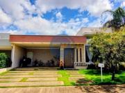 Casa em Condomínio com 3 Quartos e 185m² no Jardim...