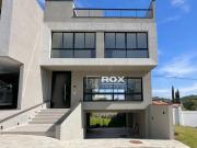 Casa em condomínio com 3 quartos, quintal, à venda Santa...