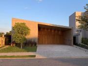 Casa em Condominio com 3 Suites a venda no Alphaville 1...