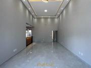 Casa em condomínio com 3 suítes e piscina