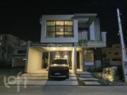 Casa em Condomínio com 4 dormitórios em Canoas