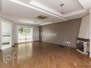 Casa em Condomínio com 4 dormitórios em Porto Alegre