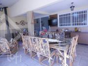 Casa com 4 dormitórios em Porto Alegre