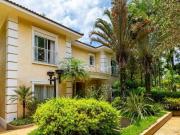 Casa em Condomínio com 4 dormitórios em São Paulo