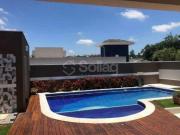 Casa em Condomínio com 4 Quartos, Piscina e Espaço...