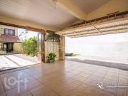 Casa em Condomínio com 5 dormitórios em Porto Alegre