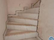 Casa em condomínio com área extera e 2 quartos no Tude...