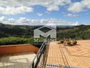 Casa em condomínio com duas portarias