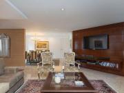 CASA EM CONDOMÍNIO COM JARDIM NO CAMPO COMPRIDO