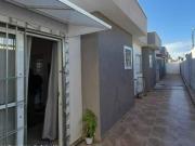 Casa em condomínio com piscina privativa, lado praia!