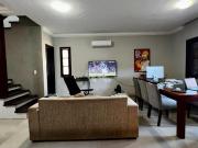 Casa em Condominio de 03 dormitórios e 02 vagas com...