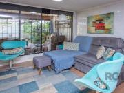 Casa em condomínio de 177m², 3 dormitórios, 1 vaga no...