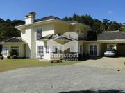 Casa em condomínio de alto padrão