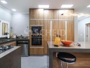 Casa em condomínio de alto padrão com 4 suítes