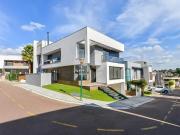 CASA EM CONDOMINIO DE ESQUINA IMPECAVEL