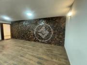 CASA EM CONDOMINIO DE TRES SUITES. TRES PAVIMENTOS,...