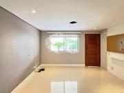 Casa em condomínio desocupada com 4 dormitórios, vista...