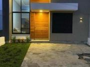 Casa em Condomínio em Hípica