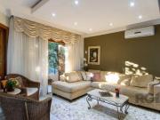 Casa em Condomínio em Jardim Isabel