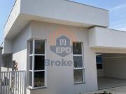 Casa em Condominio em Parque das Laranjeiras Itatiba, SP