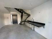 Casa em Condomínio Fechado/2 suítes/ 2 vagas/ jardim/...