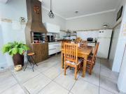 Casa em Condomínio Fechado