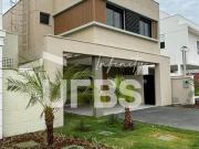 Casa em condomínio fechado