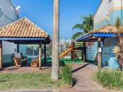 Casa em condomínio fechado, 3 dormitórios sendo 1 suíte...